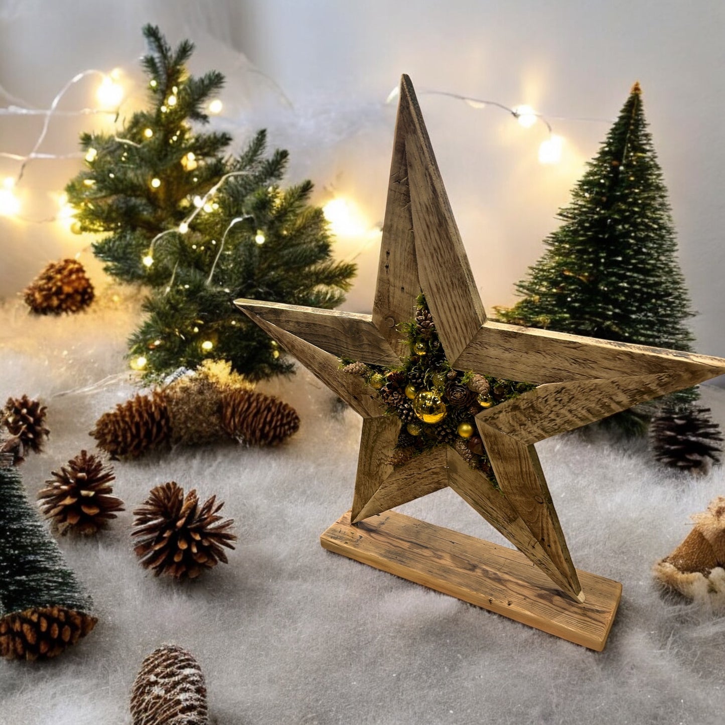 Reclaimed Wood Standing Star.