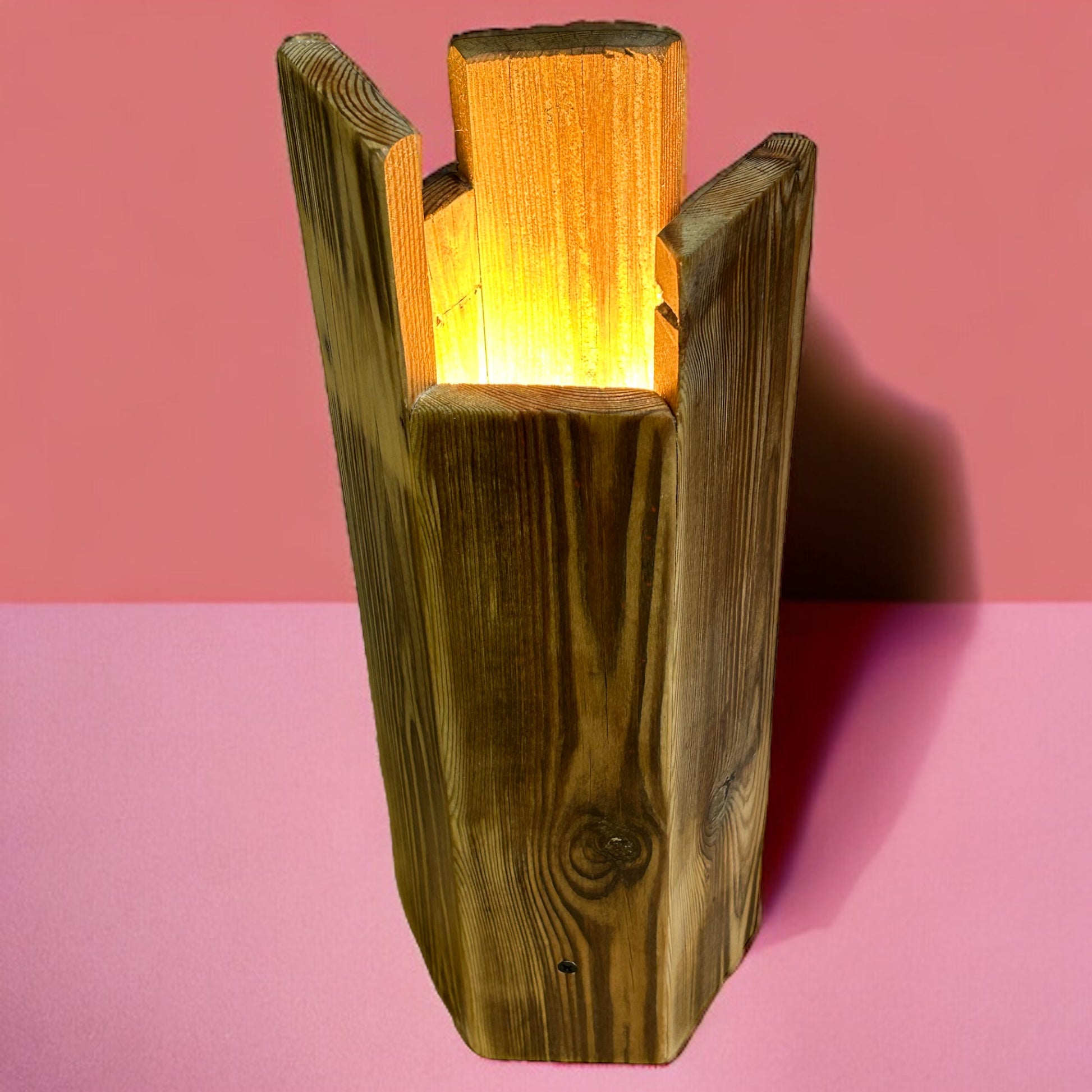 Reclaimed Wood ‘Vase’ Lamp. 