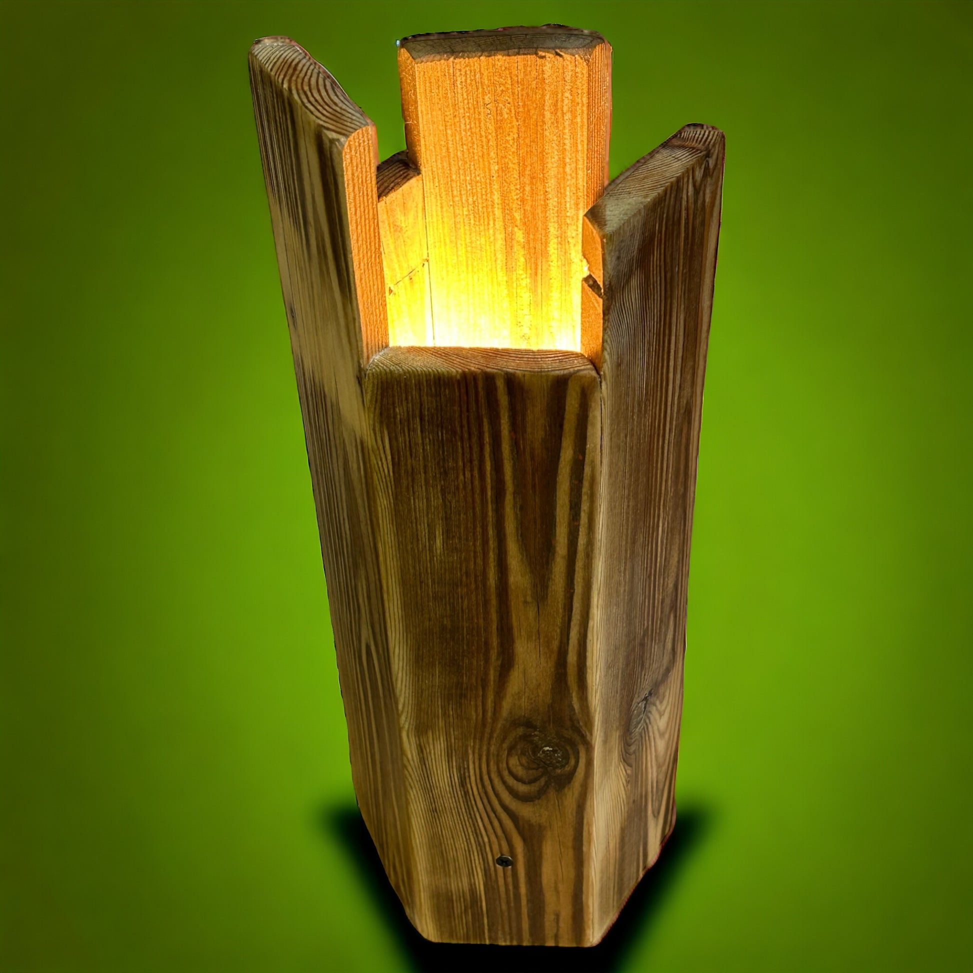 Reclaimed Wood ‘Vase’ Lamp. 